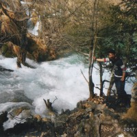 水飛沫がミストになって遠くの場所まで届いてくれる。何とも ここち良い場所です